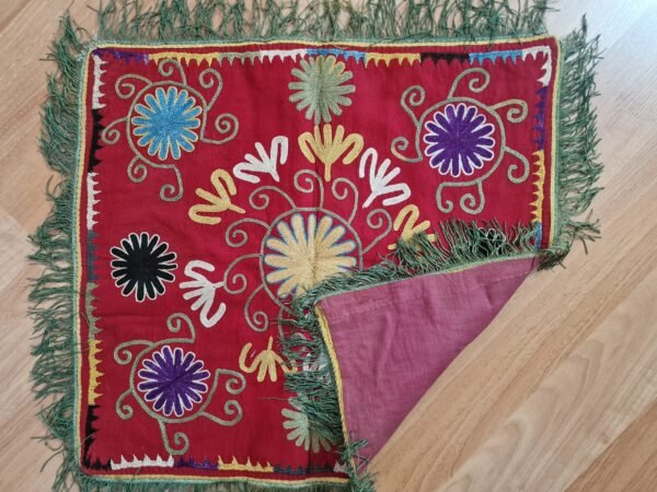 Vintage Uzbek Lakai Silk Embroidery (1920–1930) - Image 2