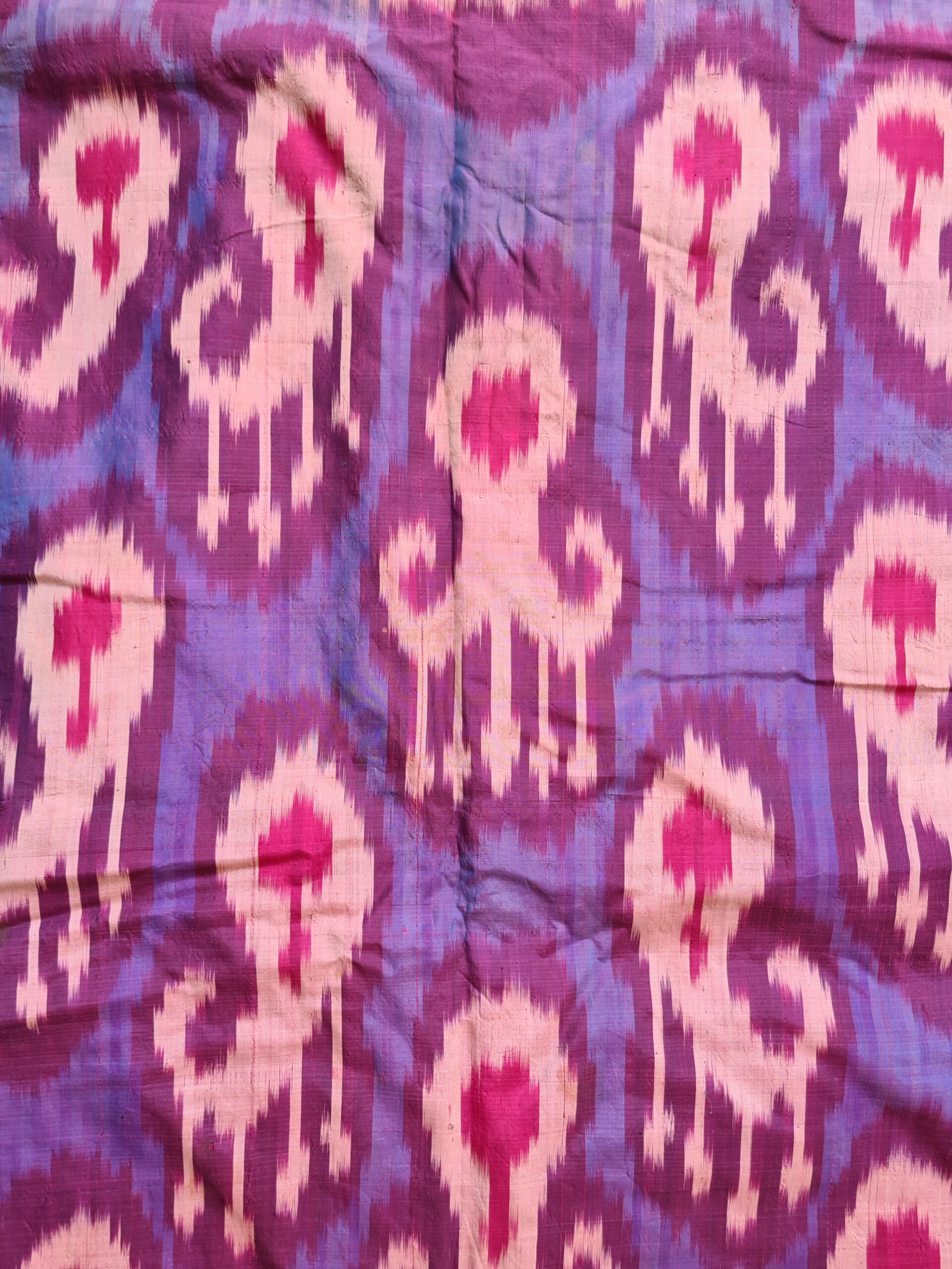 Antique Silk Ikat Chapan / Coat (c. 1880–1920) – Handcrafted Central Asian Textile - Image 7